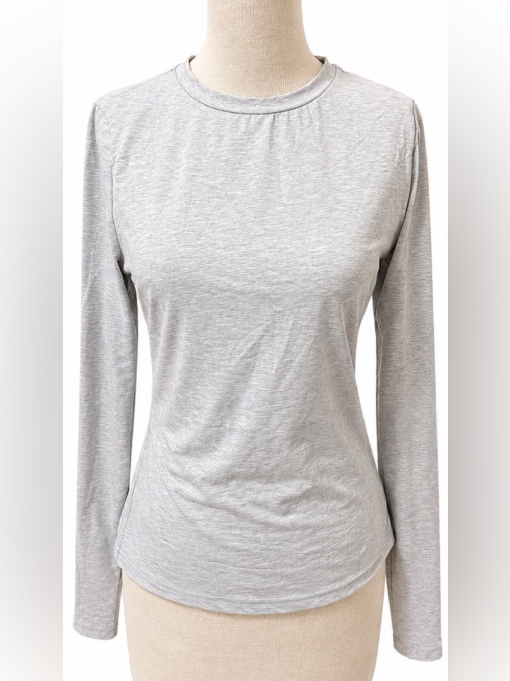 Gray Long Sleeve Crew Neck Top Women’s Lightweight Everyday Basic Shirt